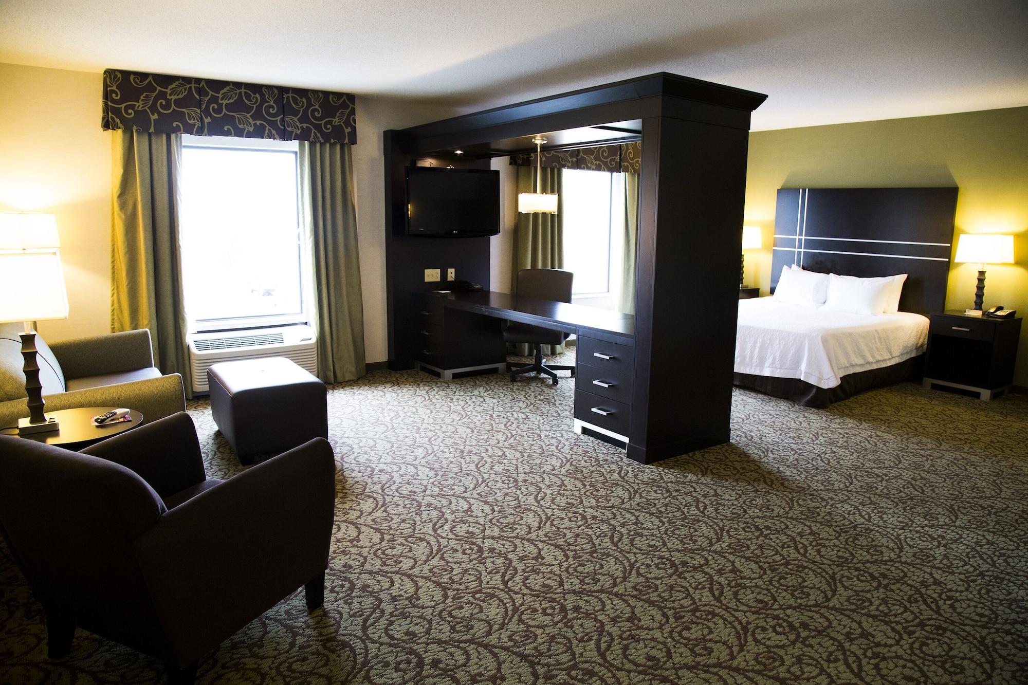 Hampton Inn & Suites Sharon West Middlesex Extérieur photo