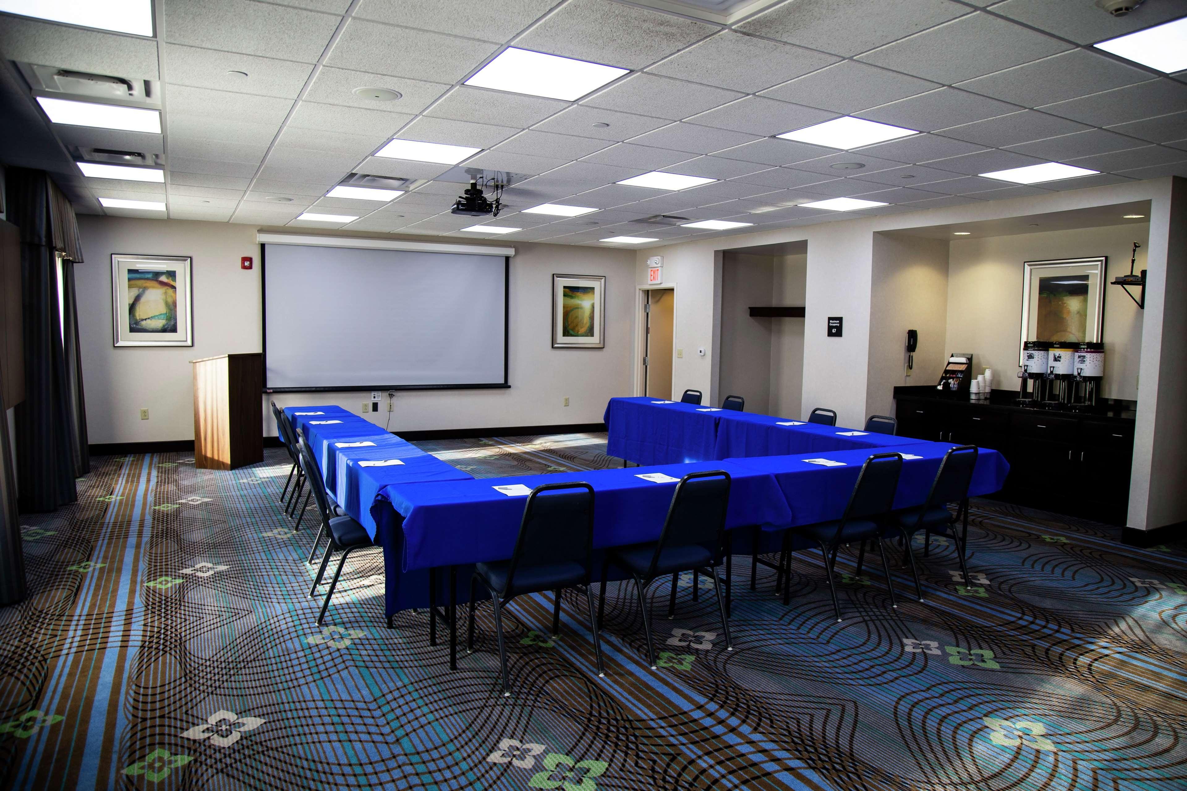 Hampton Inn & Suites Sharon West Middlesex Extérieur photo