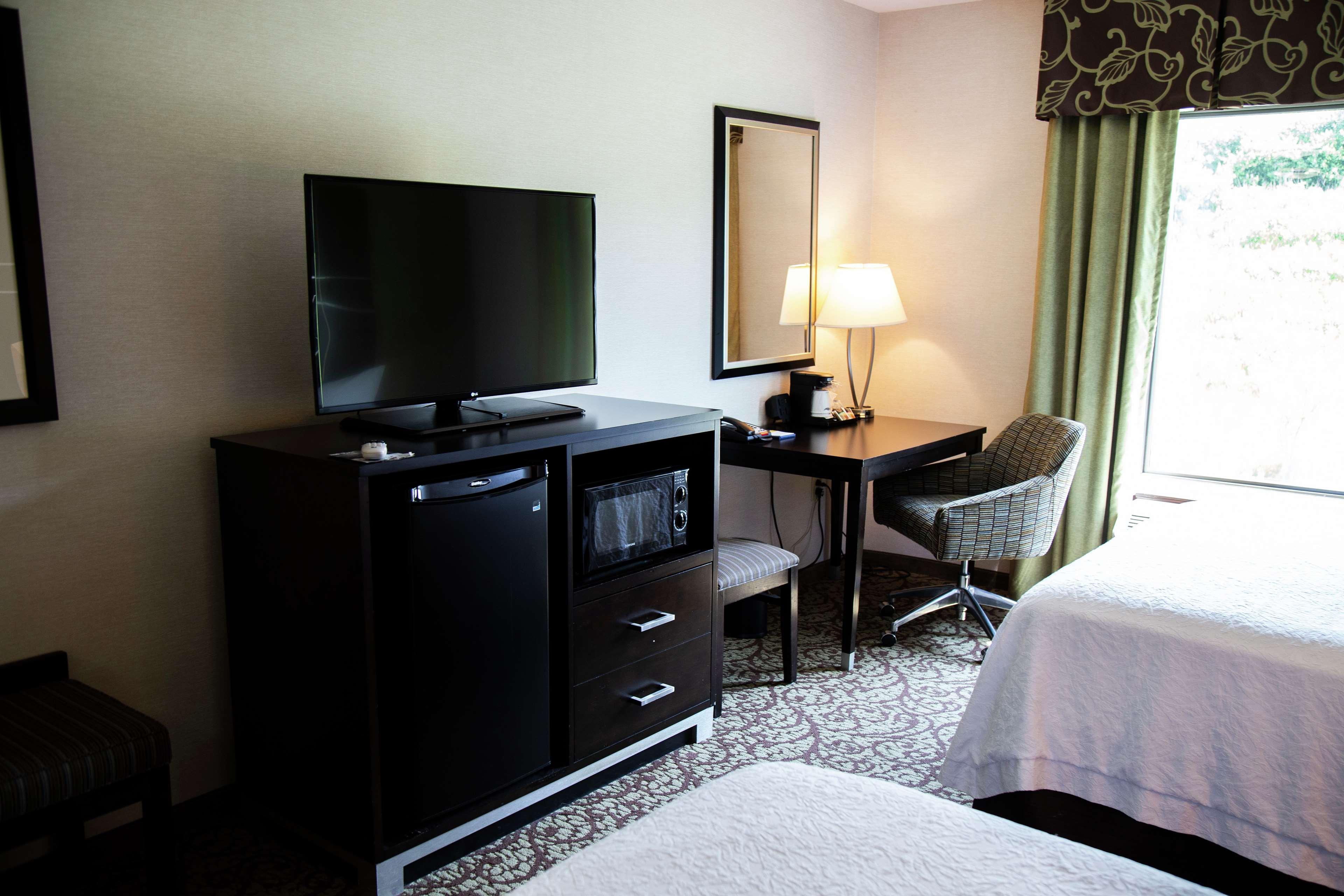 Hampton Inn & Suites Sharon West Middlesex Extérieur photo