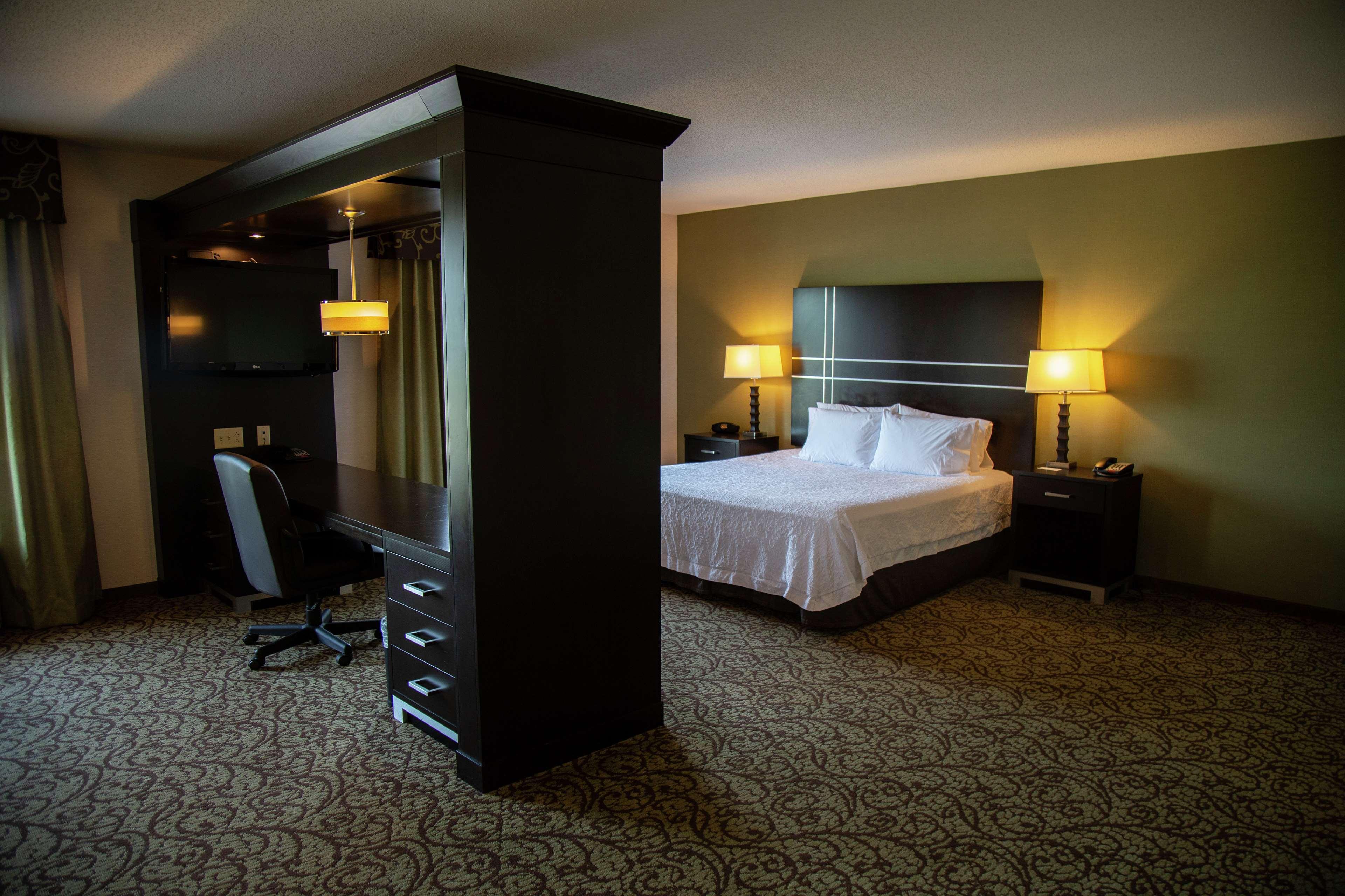 Hampton Inn & Suites Sharon West Middlesex Extérieur photo